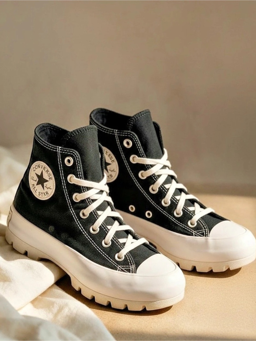 CONVERSE Chuck Taylor All Star Lugged High Top Platform Sneakers Black Size 7